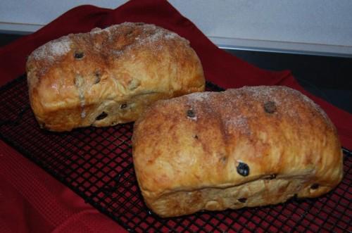 Traditional Newfoundland Raisin Bread Recipe
